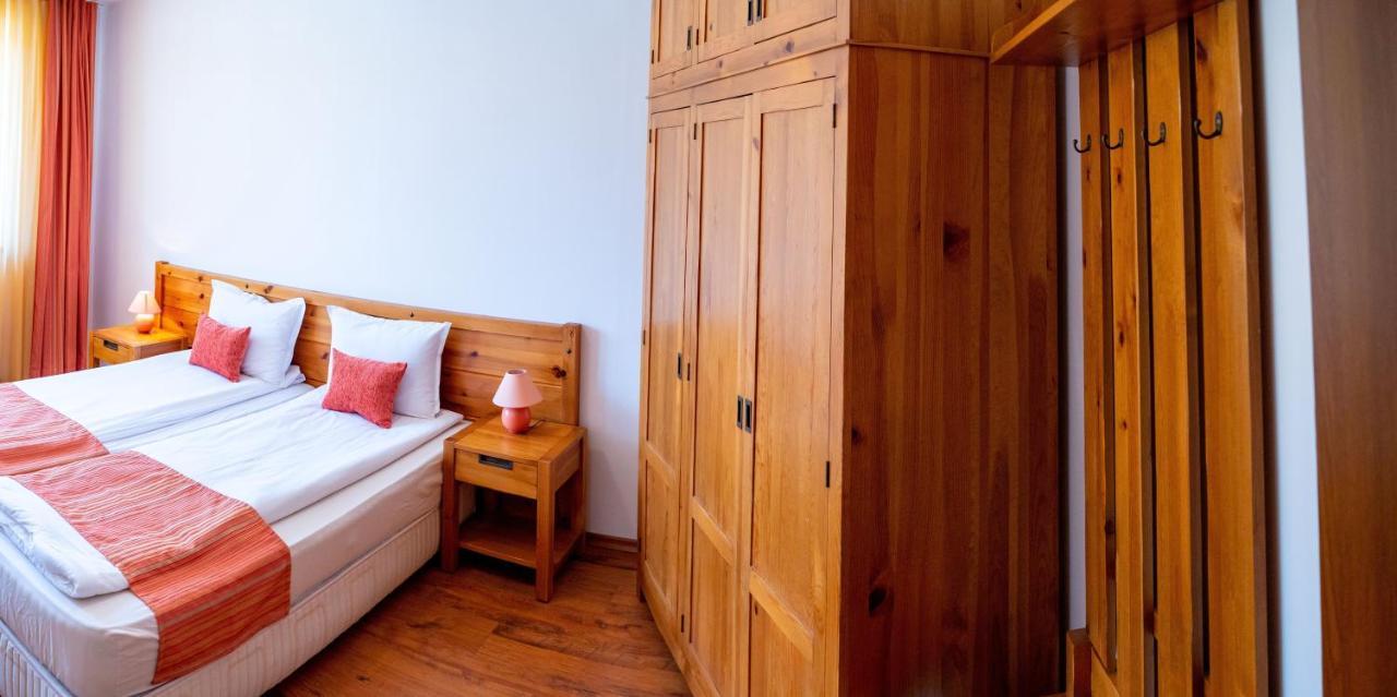 Two Bedroom Apartments In Murphys Lodge Bansko Luaran gambar