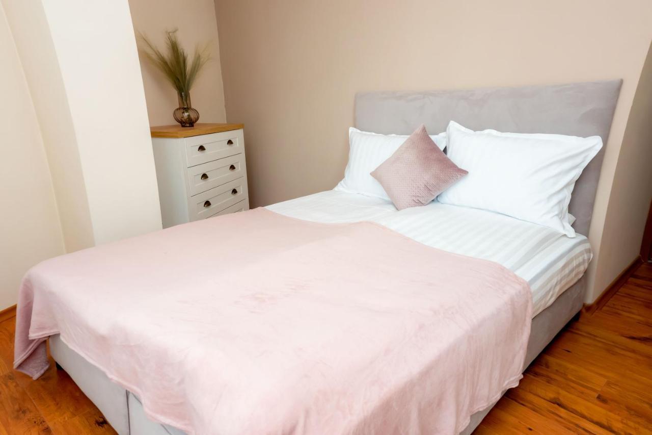 Two Bedroom Apartments In Murphys Lodge Bansko Luaran gambar