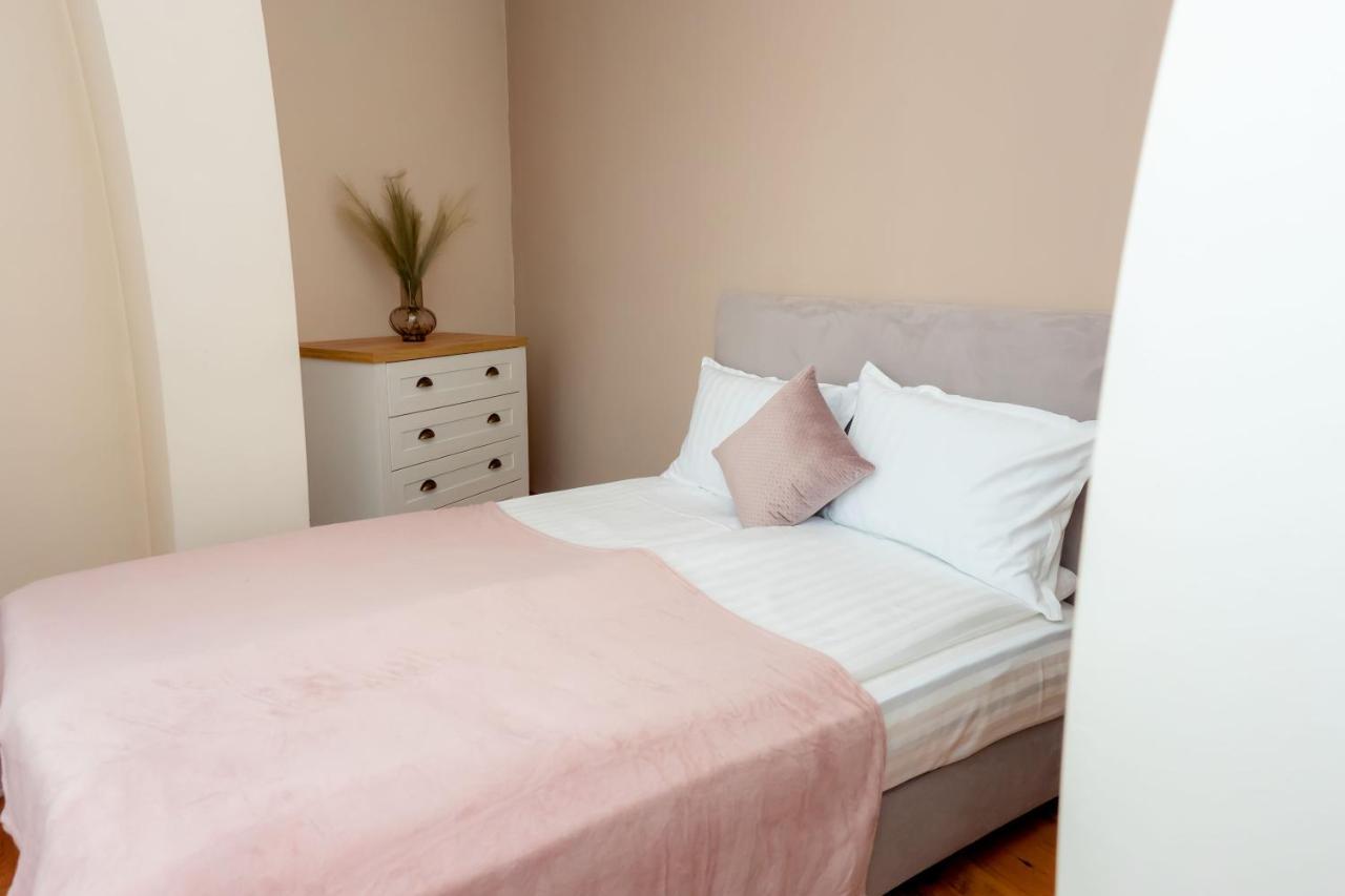 Two Bedroom Apartments In Murphys Lodge Bansko Luaran gambar
