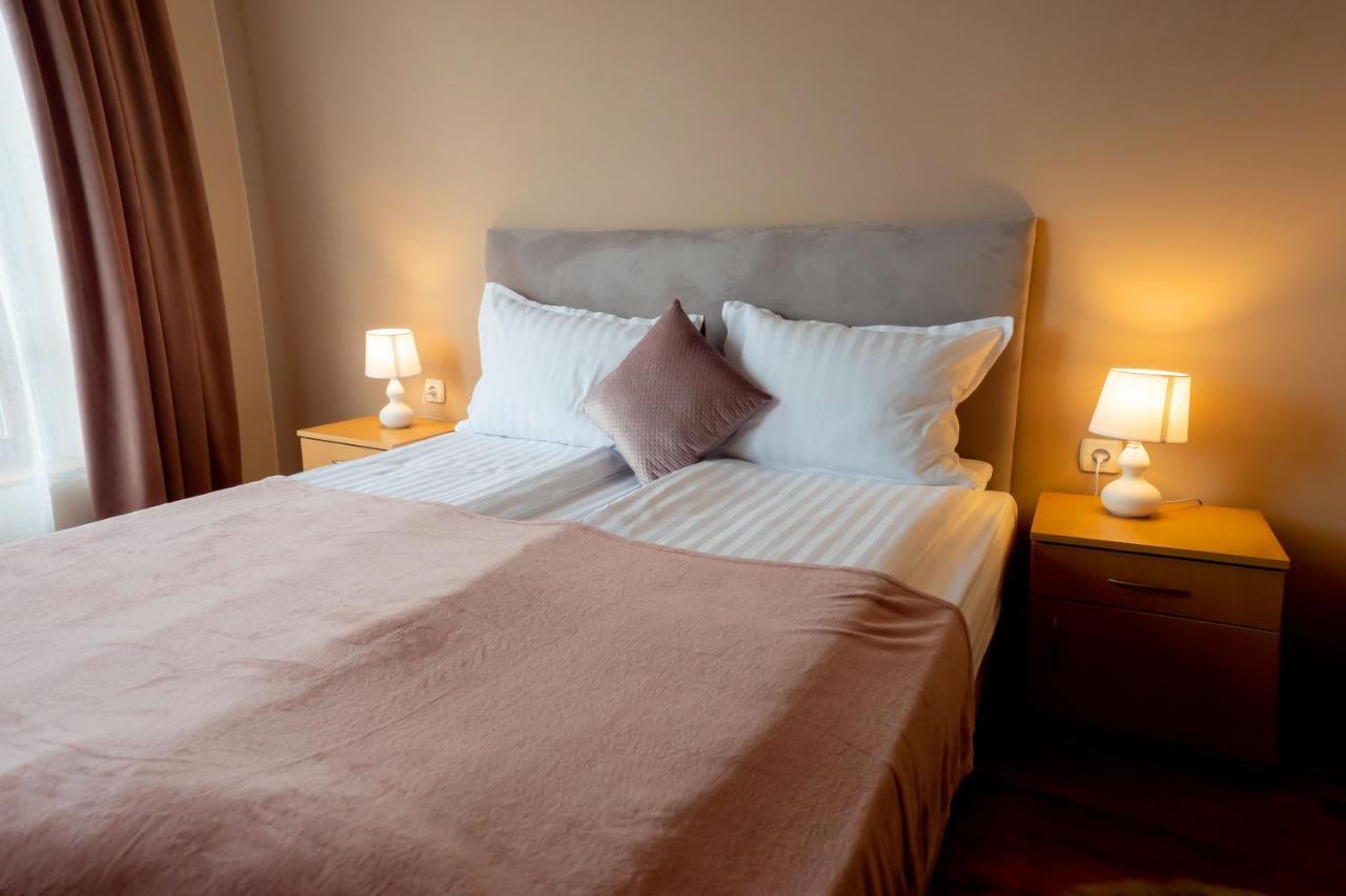 Two Bedroom Apartments In Murphys Lodge Bansko Luaran gambar