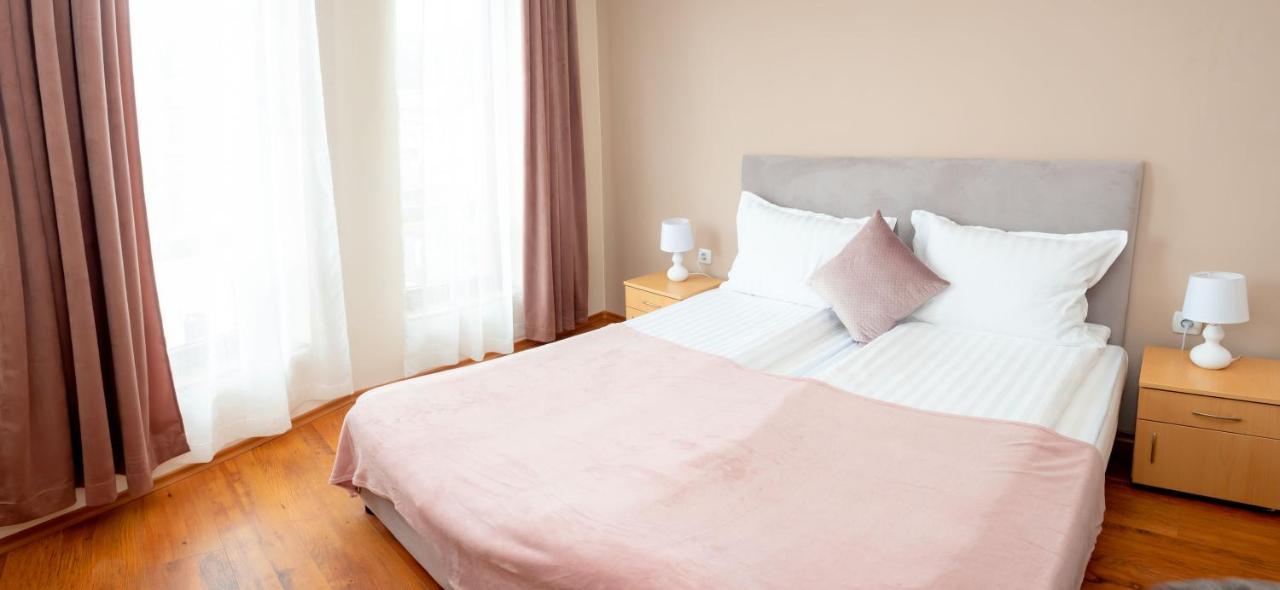 Two Bedroom Apartments In Murphys Lodge Bansko Luaran gambar